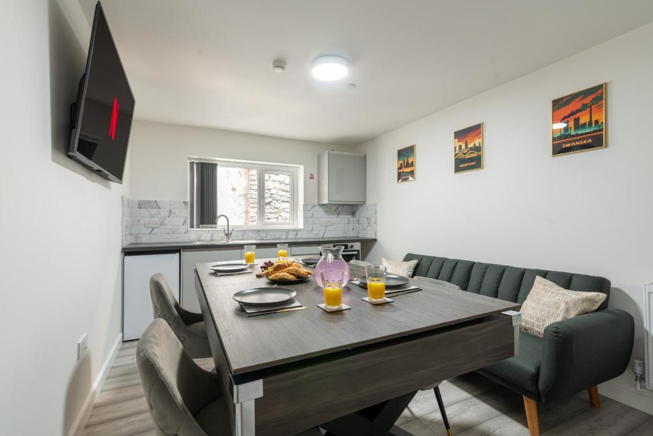 Exquisite Cardiff Apartments- With Garden Lounge & Games Room Exterior photo