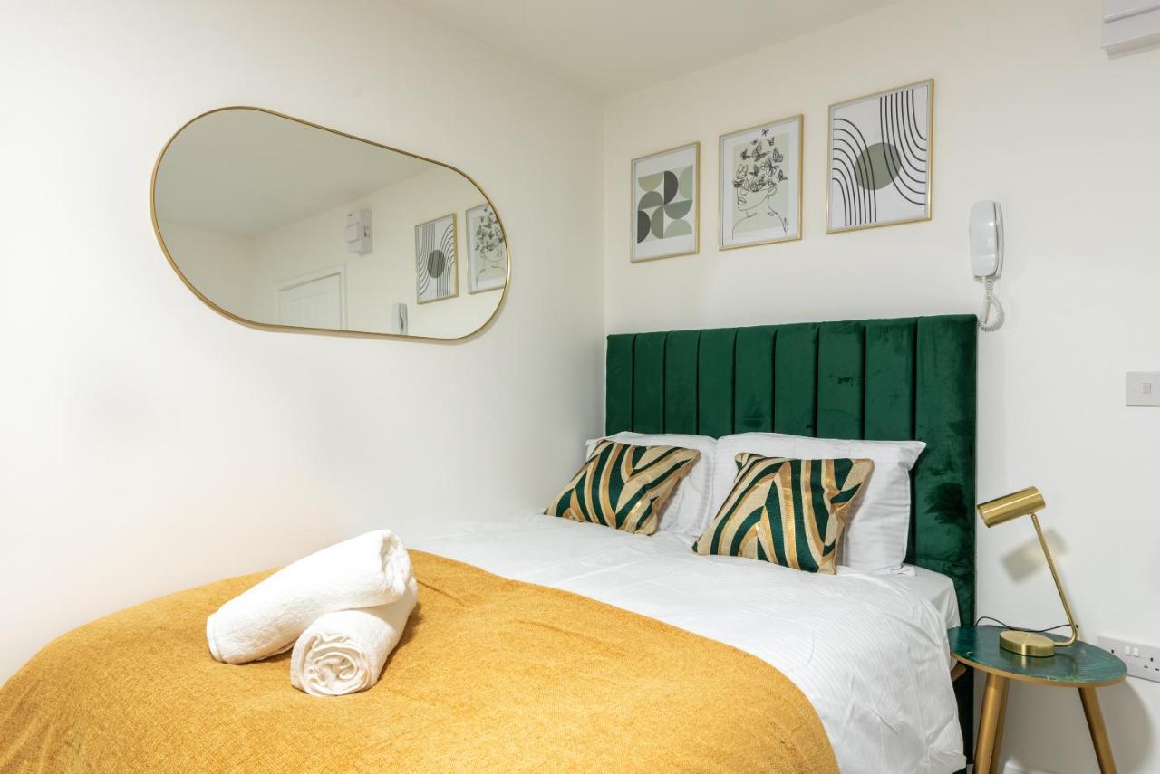Exquisite Cardiff Apartments- With Garden Lounge & Games Room Exterior photo